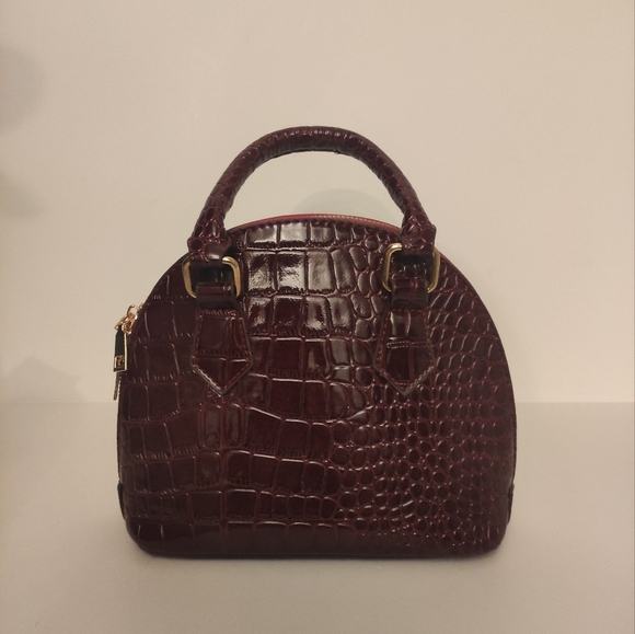 Burgundy Handbag - Picture 2 of 6